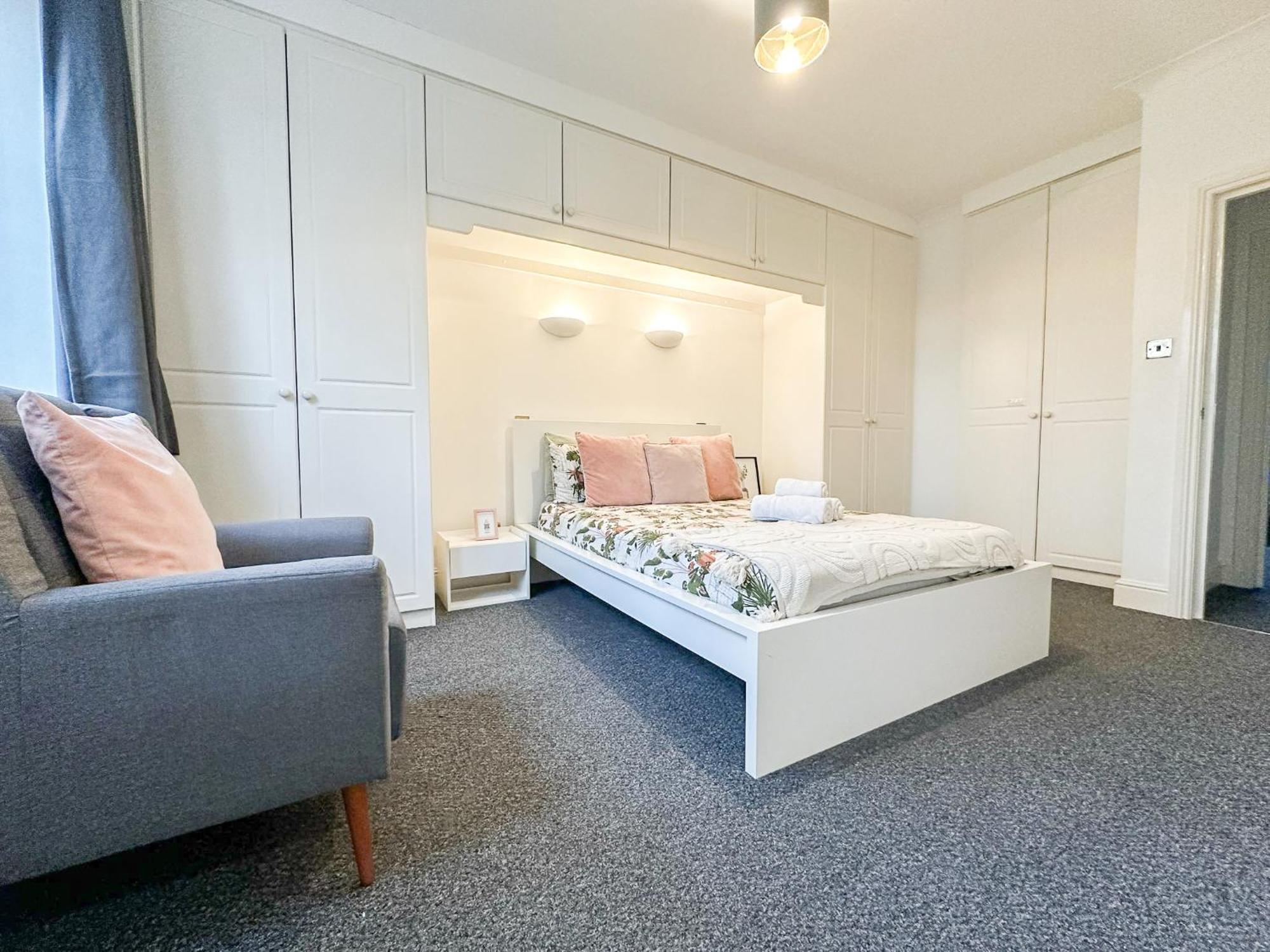 Cosy Apartments Near Hampstead Heath With Free On-Site Parking & Private Gardens, Golders Green Londýn Exteriér fotografie