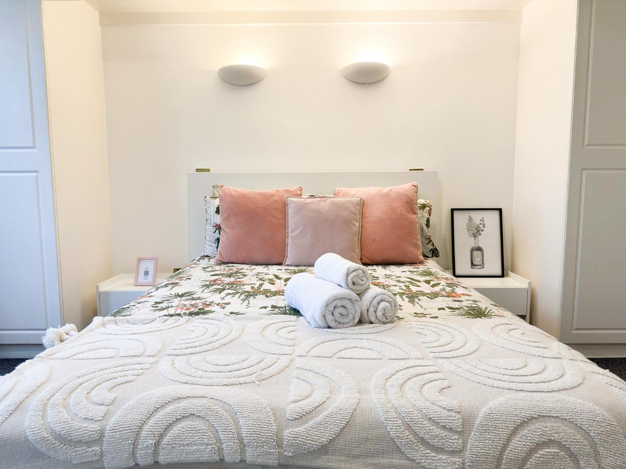 Cosy Apartments Near Hampstead Heath With Free On-Site Parking & Private Gardens, Golders Green Londýn Exteriér fotografie