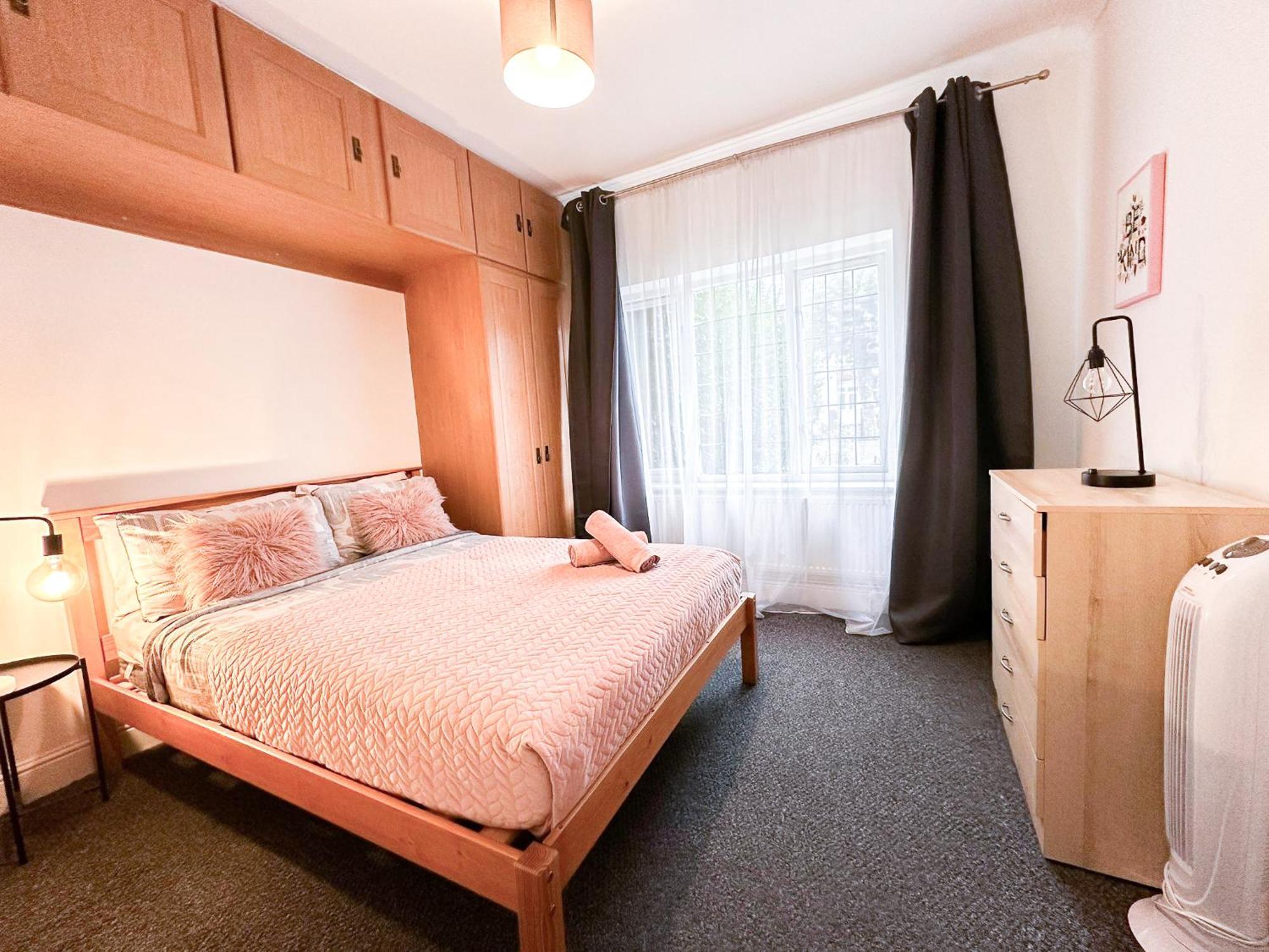 Cosy Apartments Near Hampstead Heath With Free On-Site Parking & Private Gardens, Golders Green Londýn Exteriér fotografie