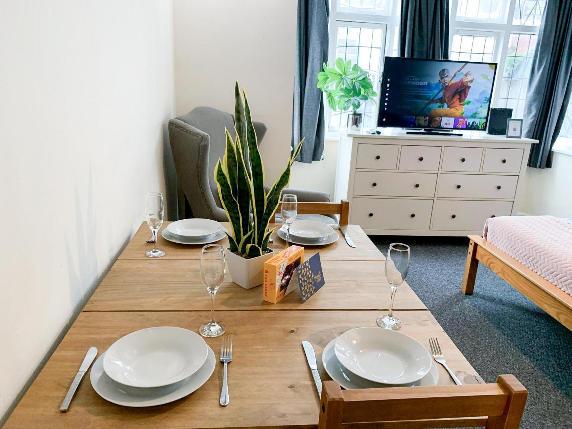 Cosy Apartments Near Hampstead Heath With Free On-Site Parking & Private Gardens, Golders Green Londýn Exteriér fotografie