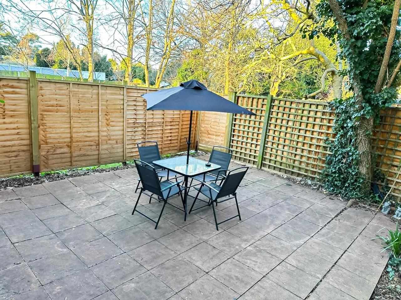 Cosy Apartments Near Hampstead Heath With Free On-Site Parking & Private Gardens, Golders Green Londýn Exteriér fotografie