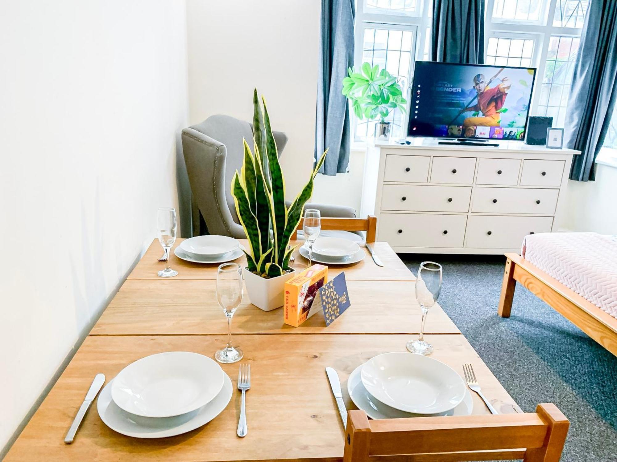 Cosy Apartments Near Hampstead Heath With Free On-Site Parking & Private Gardens, Golders Green Londýn Exteriér fotografie